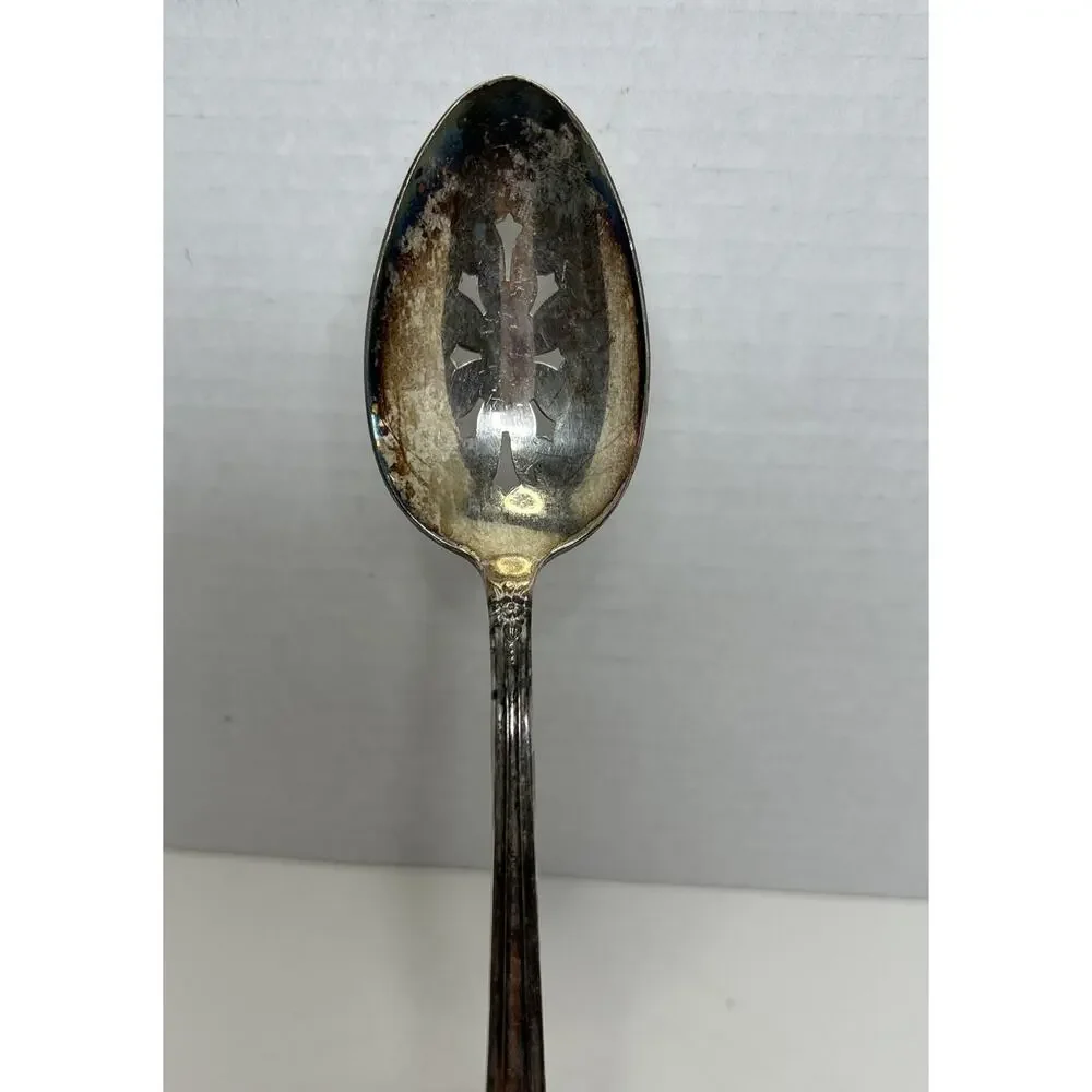 Wm Rogers Mfg. Co 1953 JUBLILEE Flatware Silver plate PIERCED SERVING SPOON 8.5”